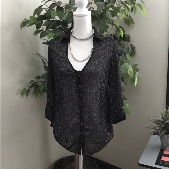 Banana Republic Sheer Button Down - Picture 2 of 10